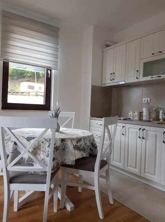 Vila Irina - Apartman Milos Копаоник Экстерьер фото